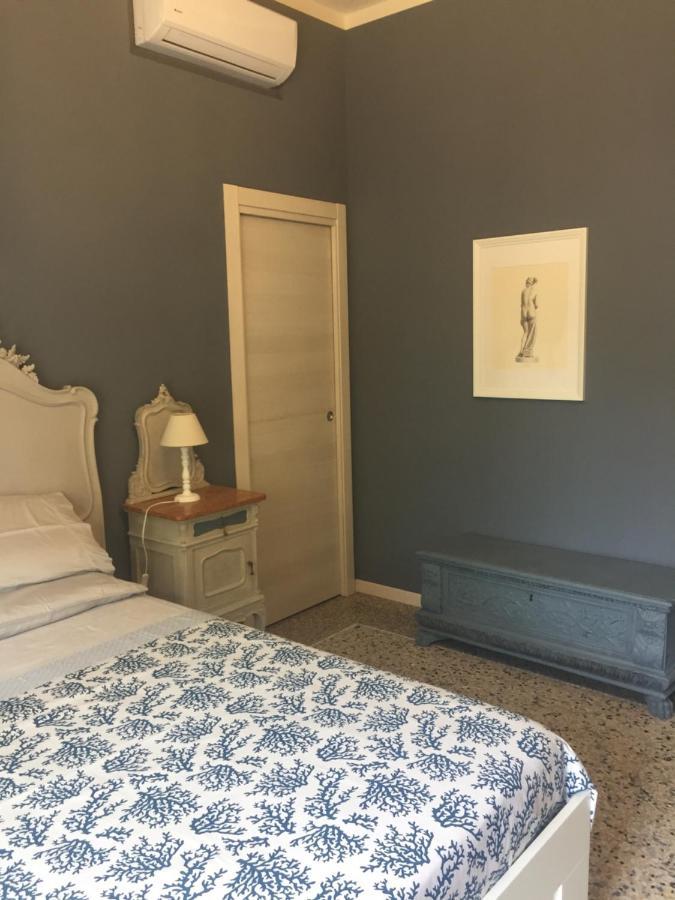 B&B La Villa Mediterranea Passirano Buitenkant foto