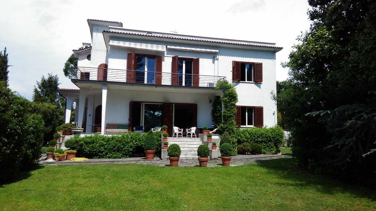 B&B La Villa Mediterranea Passirano Buitenkant foto